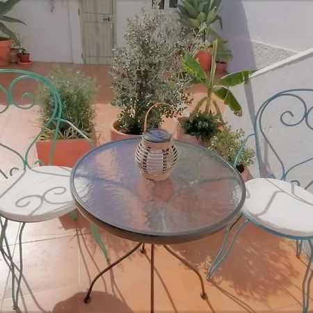 Cozy Apartment With Private Courtyard Barcarena Exteriör bild