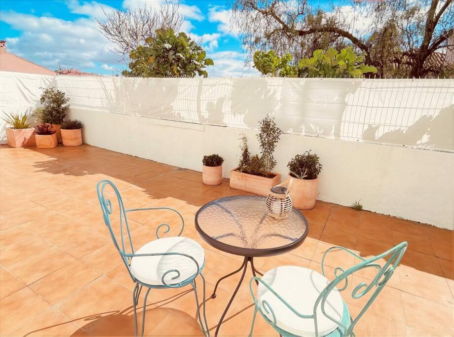 Cozy Apartment With Private Courtyard Barcarena Exteriör bild